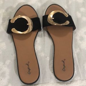 Ladies sandals